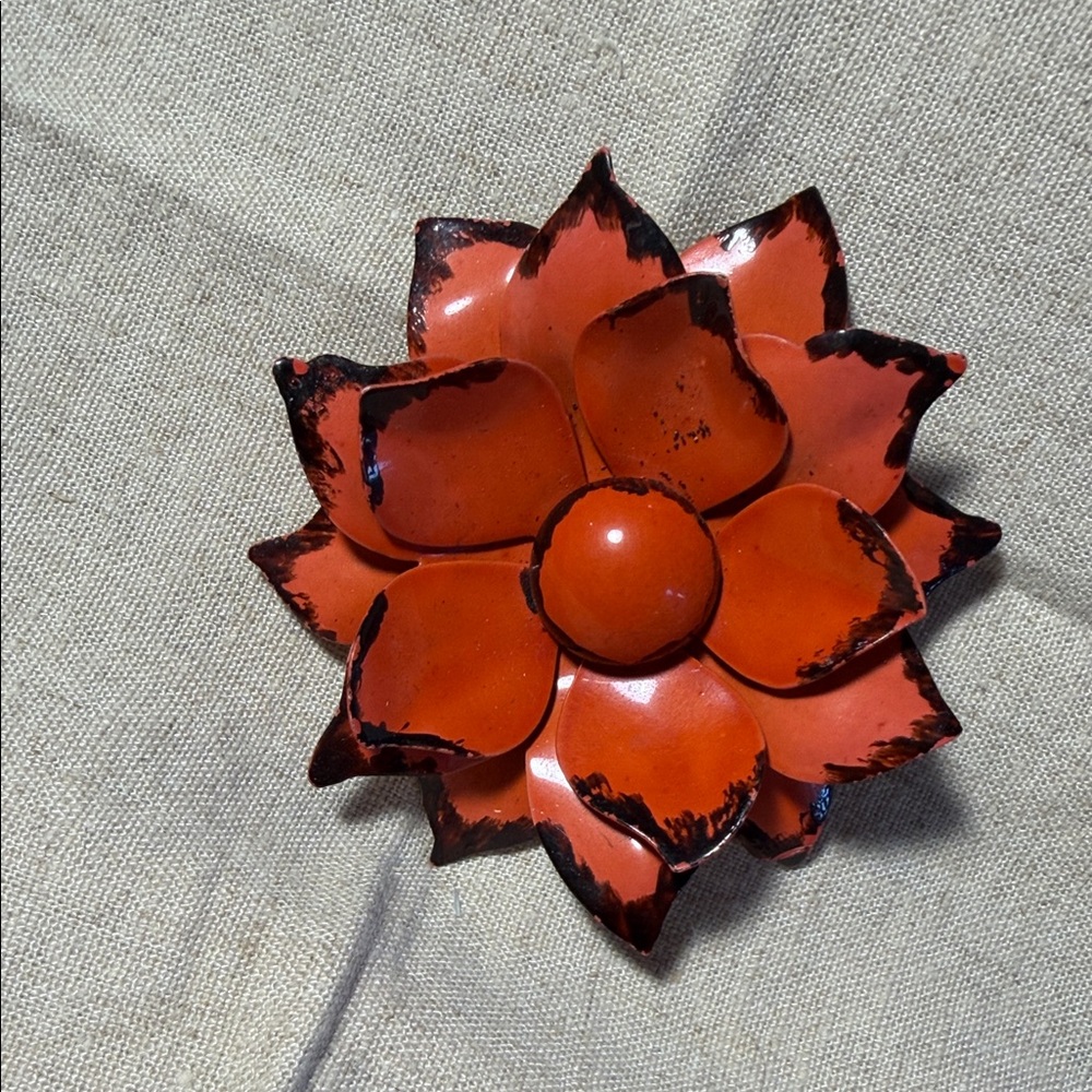 Orange Metal Flower with Brown Accents Flower Power Brooch - Picture 3 of 4